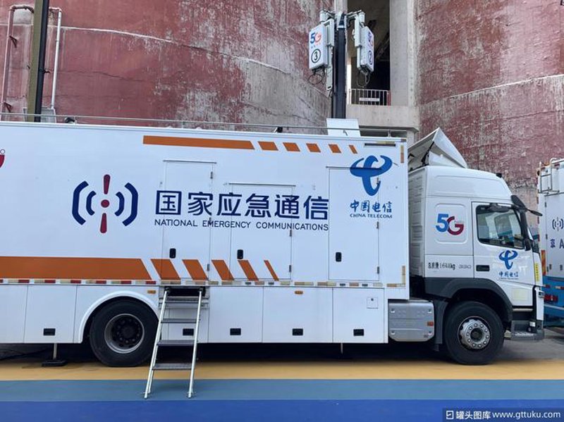 大件运输行业动态：物流巨头开启转型
